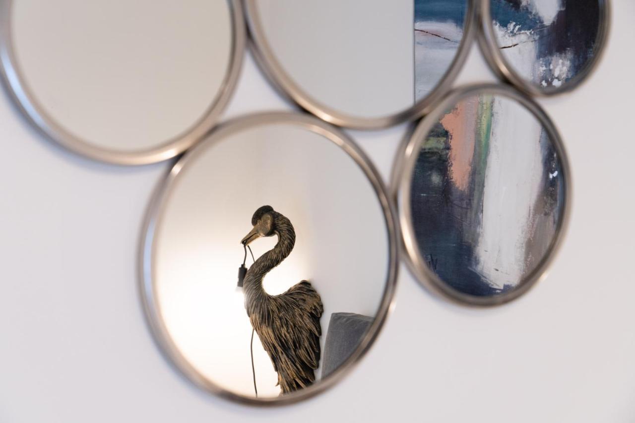 The House Of Selfies Apartment Роял Тънбридж Уелс Екстериор снимка